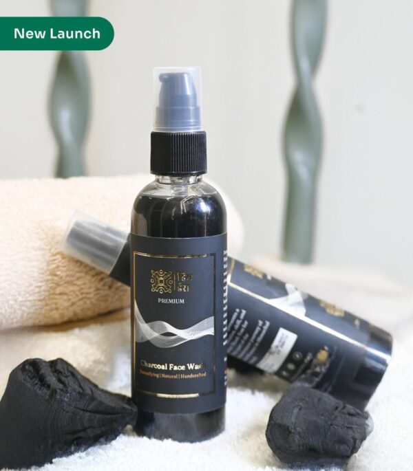 Charcoal Face Wash – Deep Cleansing & Detox